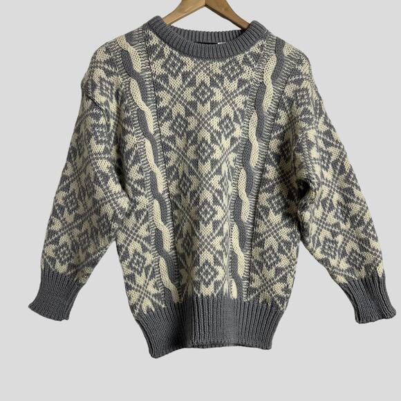 Vintage Eskimo Knitwear Women’s Gray White Wool Pullover Sweater Size M - Picture 2 of 8